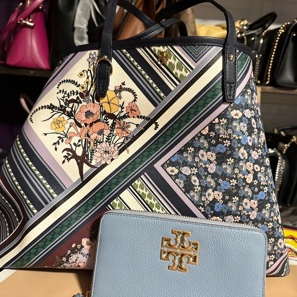 Tory Burch tote set